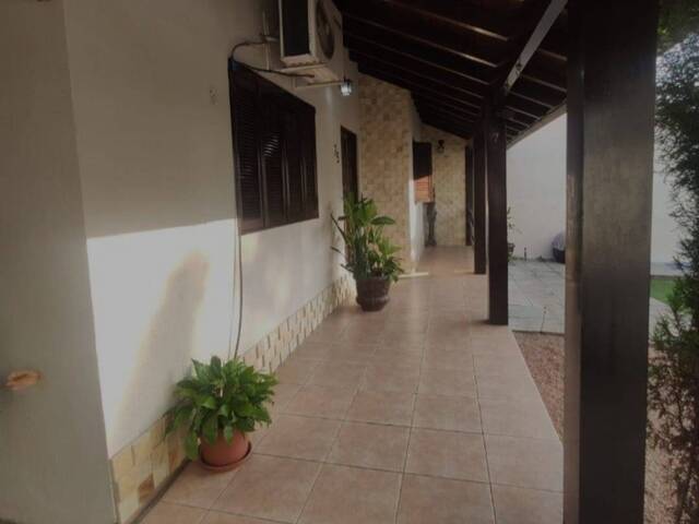 #2439 - Casa para Venda em Esteio - RS