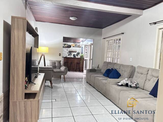 #2445 - Casa para Venda em Esteio - RS