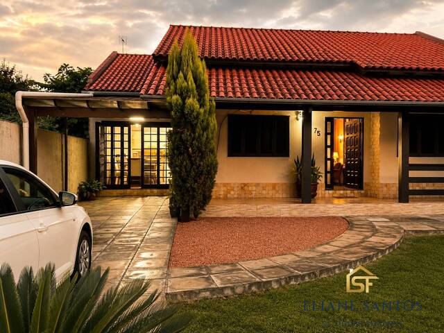 #2439 - Casa para Venda em Esteio - RS